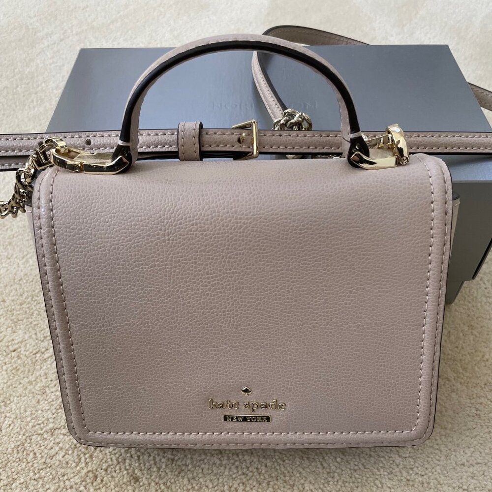 Kate Spade New York Crossbody bag. Beige color